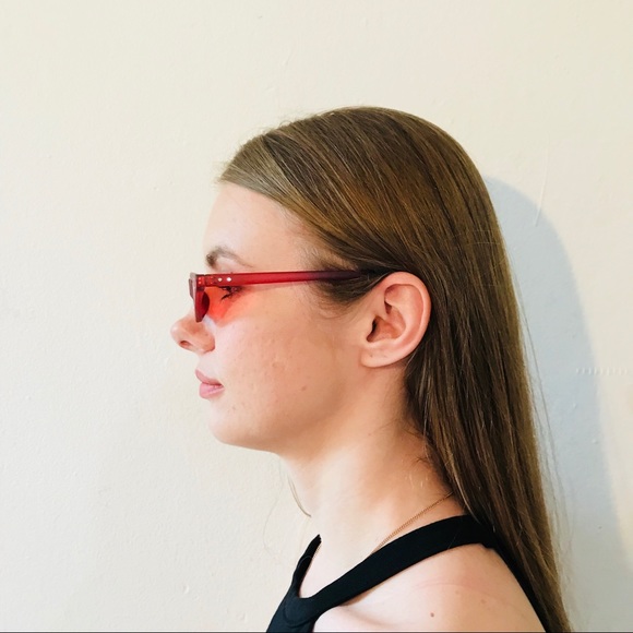 BELLA RETRO STYLE RUBY RED SUNGLASSES UV 400 - Picture 8 of 8